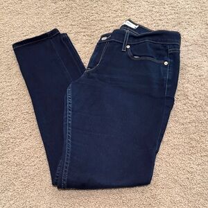 Levi's Women's Navy Skinny Jeans